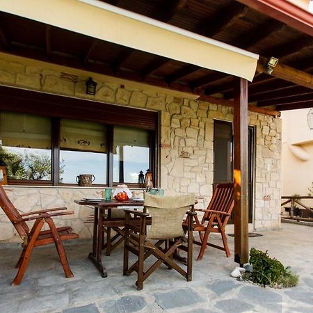 Villa Pino Pueblo 帕利乌里翁 外观 照片